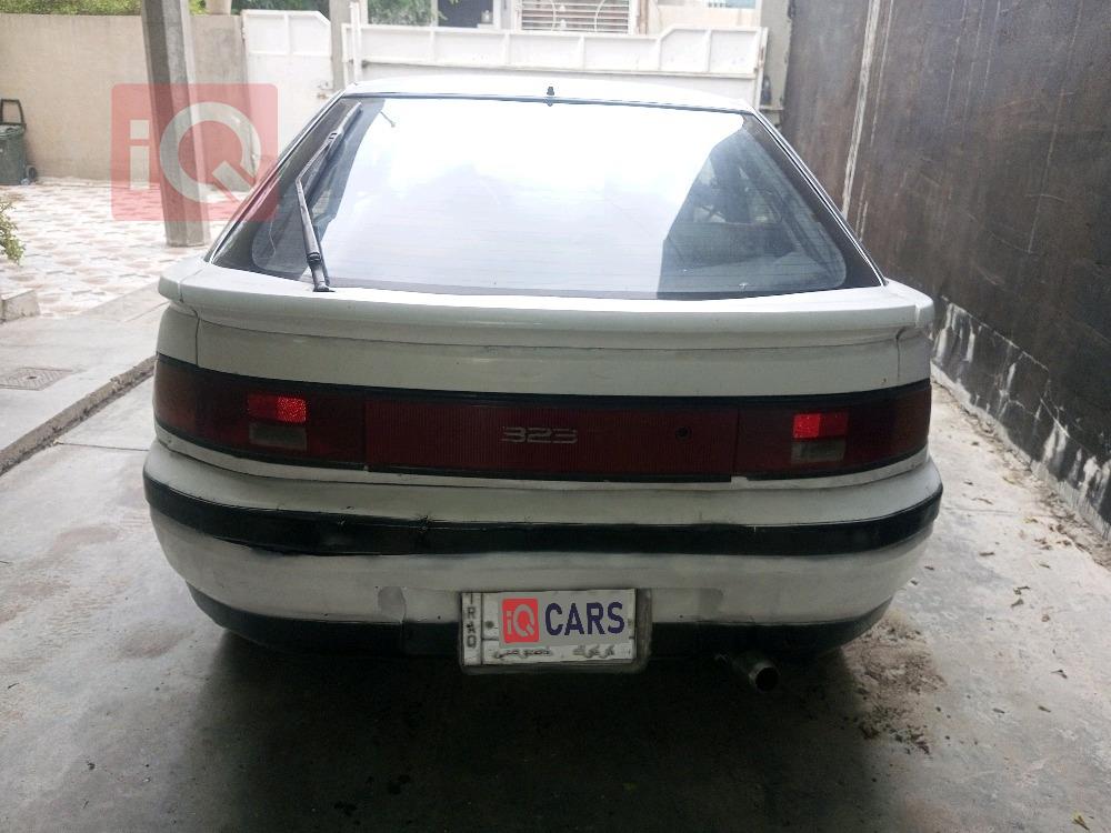 Mazda 323